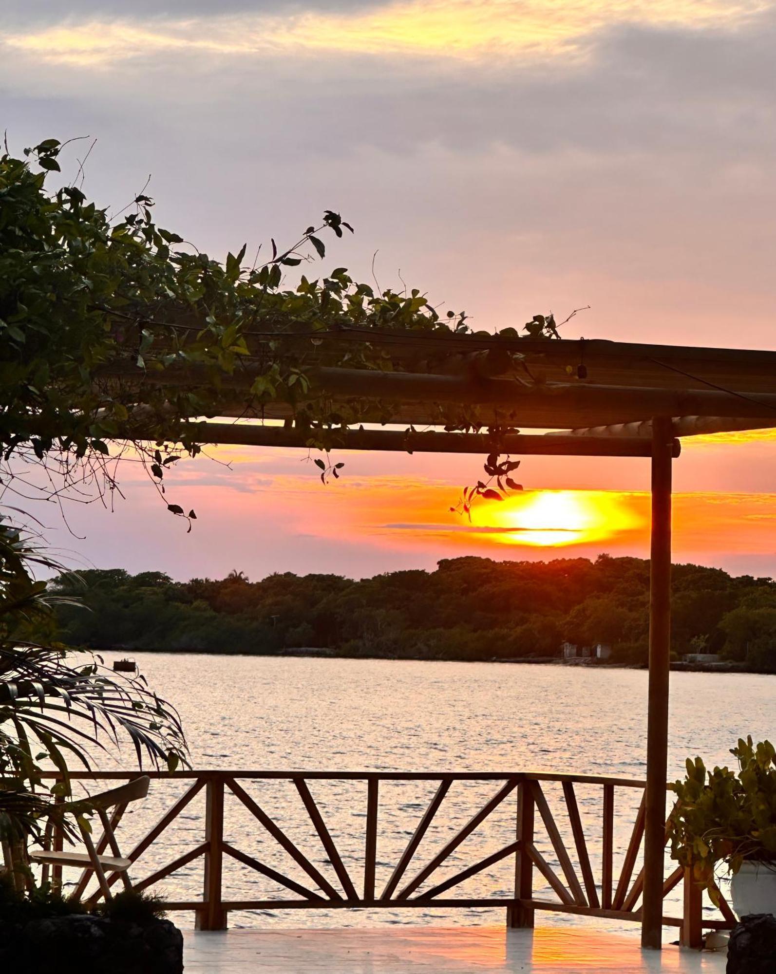 Orika Del Mar Hotel Isla Grande  Dış mekan fotoğraf